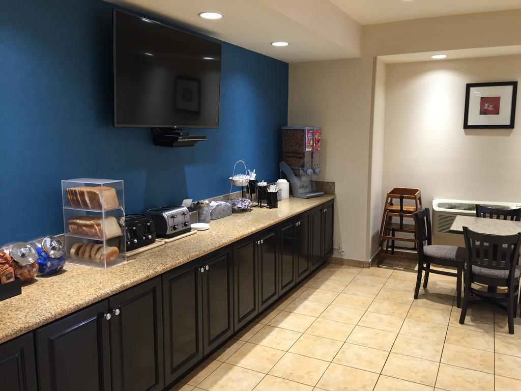 Hotel Howard Johnson By Wyndham Sea World 2*