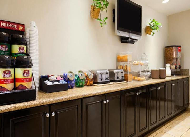 Howard Johnson By Wyndham Sea World Hotel 2*